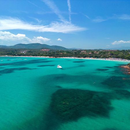 Baia Dorata Beach Apartment Porto Istana Exterior photo