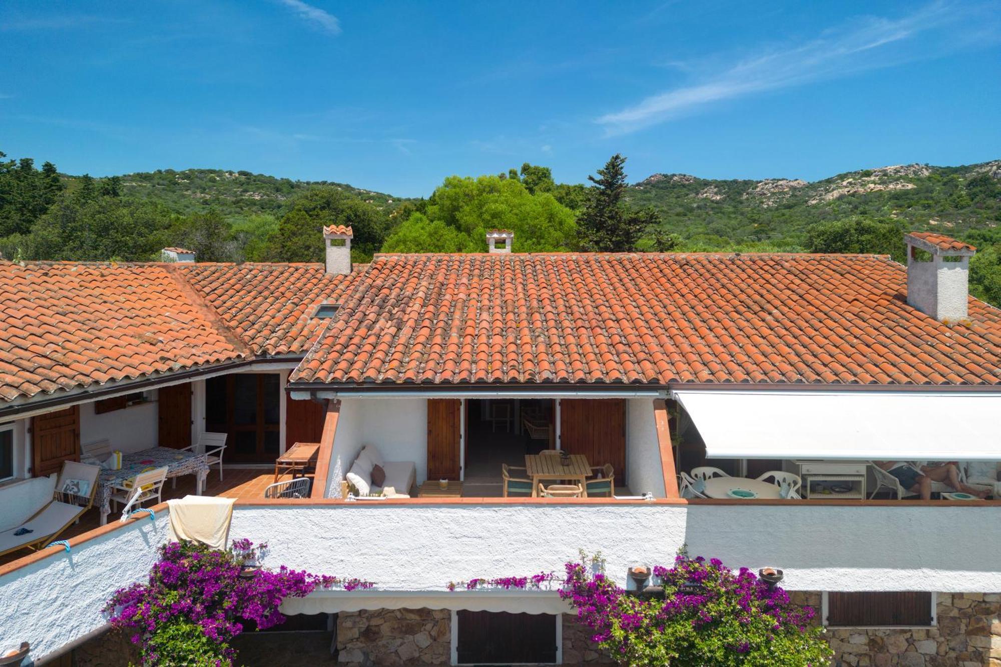 Baia Dorata Beach Apartment Porto Istana Exterior photo